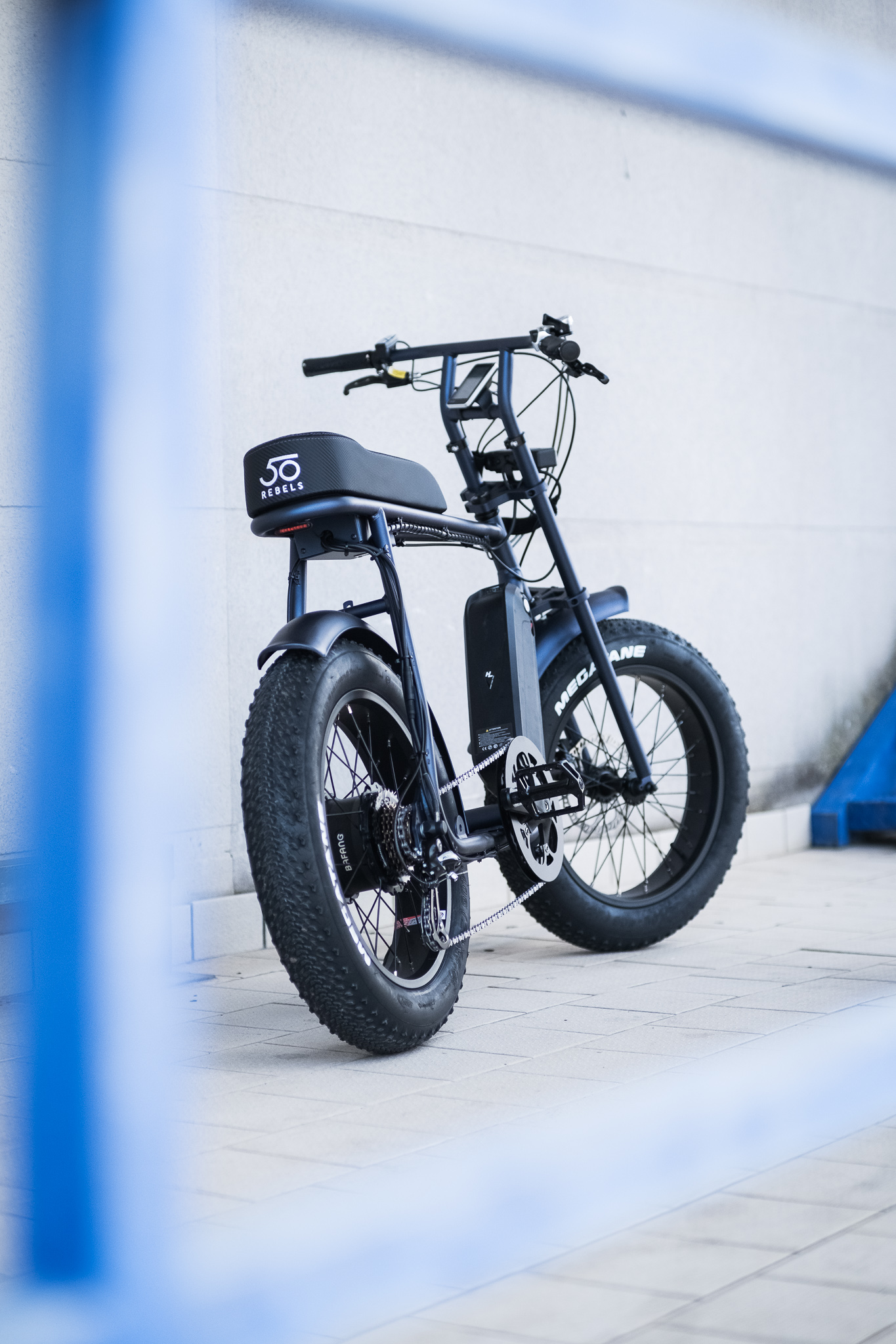 50 rebels ECABIKE electrical fat tyre bike in full view